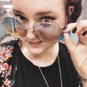 Meet your Posher, Hannah